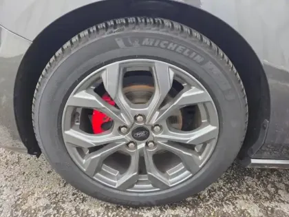 Photo 8 Ford Focus  1.0 Flexifuel mHEV 125ch ST-Line Style