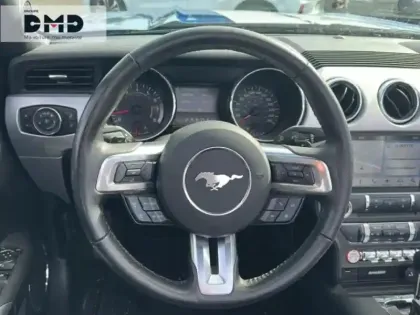 Photo 6 Ford Mustang Gén. VI Ph1 V8 GT 2