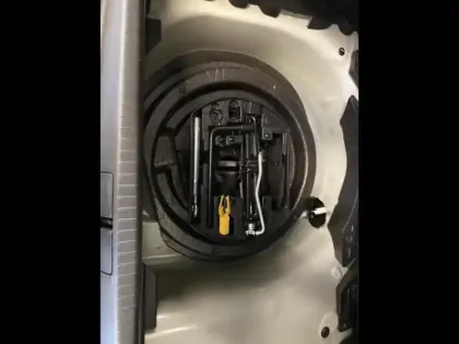 Photo 10 Peugeot 208  1.2 Hybrid 100ch Allure e-DCS6