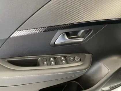 Photo 14 Peugeot 208  1.2 Hybrid 100ch Allure e-DCS6