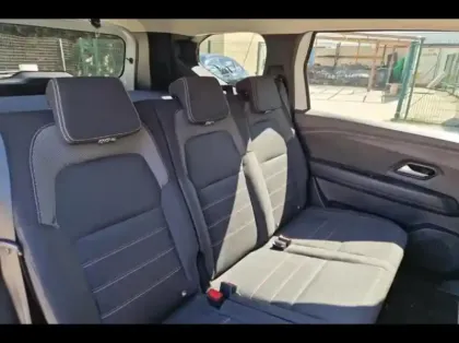 Photo 10 Dacia Jogger  1.0 ECO-G 100ch SL Extreme 5 places