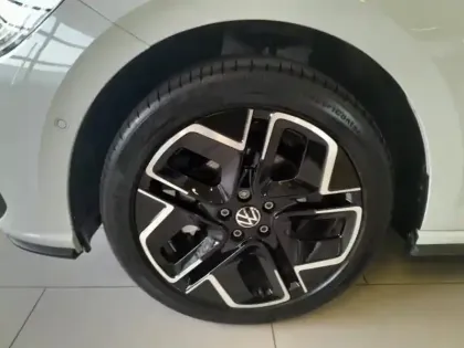 Photo 7 Volkswagen Polo  1.0 TSI 116ch R-Line Edition DSG7