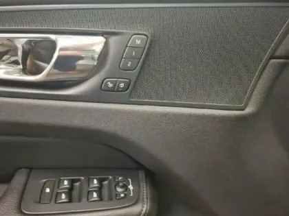 Photo 13 Volvo Xc60  D4 AdBlue AWD 190ch Inscription Luxe Geartronic