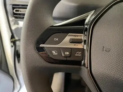 Photo 9 Peugeot Partner  M charge utile majorée Electrique 136ch  (PRIME CEE B2B 5110? DEDUIT)