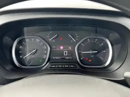 Photo 12 Peugeot Expert  Fg M 2.0 BlueHDi 180ch S&S EAT8