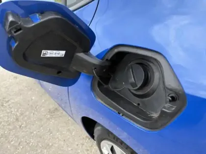 Photo 12 Opel Corsa Gén. VI Ph2 Base 5