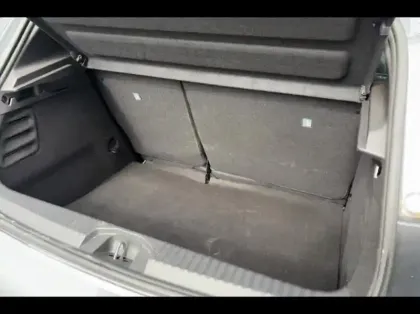 Photo 26 Renault Clio Gén. V (BJA) Ph2 Evolution 5