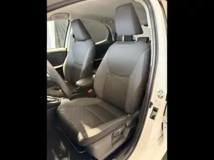 Photo 14 Toyota Yaris Gén. IV Ph1 NG Design 5