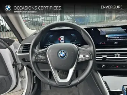 Photo 17 BMW I4 Gén. I (G26) Ph1 Business Design 5