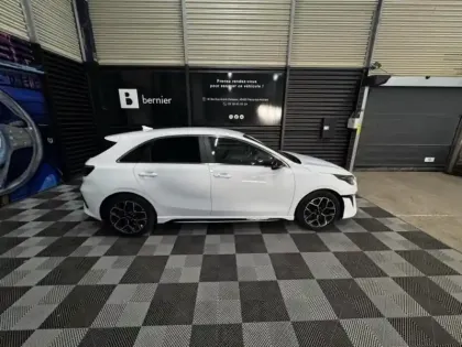 Photo 7 Kia Ceed Gén. III Ph2 GT Line 5