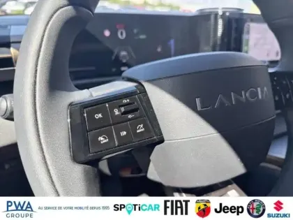 Photo 14 Lancia Ypsilon  Elettrica 156ch 54kWh LX 4cv