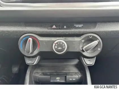 Photo 10 Kia Rio  1.2 DPi 84ch Motion