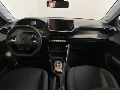 Photo 6 Peugeot 208  1.2 Hybrid 110ch Edition e-DCS6