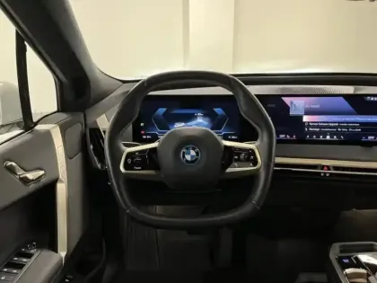 Photo 9 BMW Ix Gén. I (I20) Ph1 Base 5