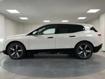 Photo 5 BMW Ix Gén. I (I20) Ph1 Base 5