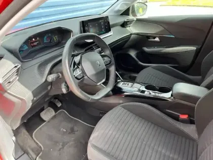 Photo 12 Peugeot 208  e- 136ch Style