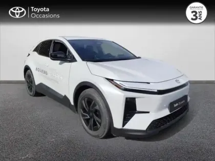 Photo 10 Toyota C-HR + 224ch 77kWh Design Grande Autonomie