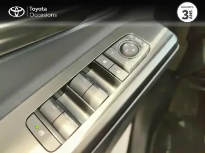 Photo 13 Toyota C-HR + 224ch 77kWh Design Grande Autonomie