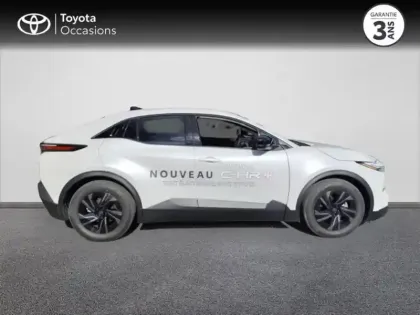 Photo 8 Toyota C-HR + 224ch 77kWh Design Grande Autonomie