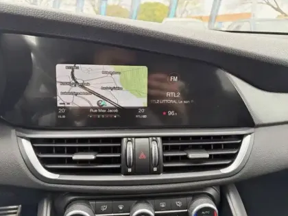 Photo 13 Alfa Romeo Giulia  2.0 TB 200ch Sport Edition AT8 MY19