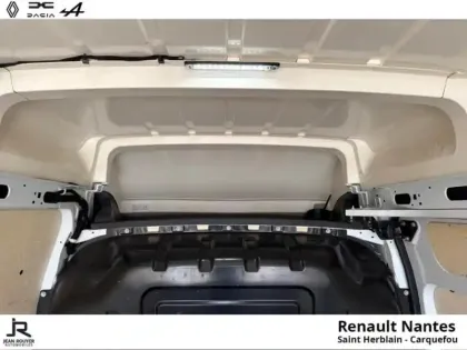 Photo 13 Renault Master  Fg F3500 L3H3 2.3 Blue dCi 135ch Confort Euro6E