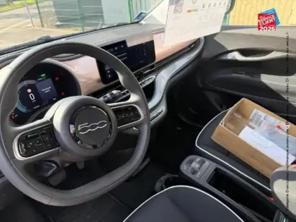 Photo 14 Fiat 500  e 118ch MY23