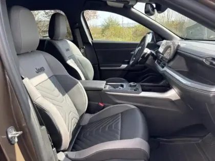 Photo 9 Jeep Compass Gén. III Ph1 First Edition 5