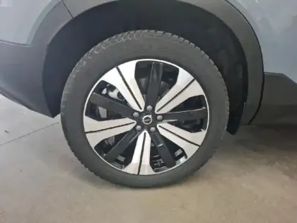 Photo 10 Volvo Xc40  Recharge 231ch Start EDT