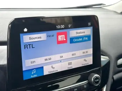 Photo 13 Ford Fiesta Gén. V Ph1 Evo Cool & Connect 5