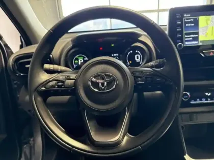 Photo 5 Toyota Yaris  Cross 116h Dynamic Business + Programme Beyond Zero Academy MY22