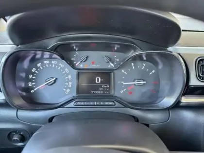 Photo 13 Citroën C3  1.5 BlueHDi 100ch S&S Feel E6.d