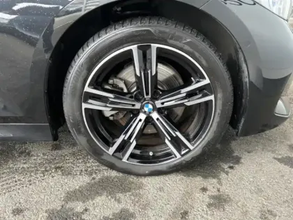 Photo 16 BMW Serie 3 Série 3 Touring 330eA 292ch M Sport