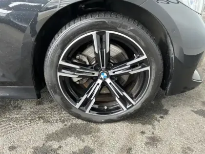 Photo 20 BMW Serie 3 Série 3 Touring 330eA 292ch M Sport