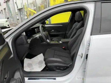 Photo 6 Opel Astra Gén. VI Ph2 Ultimate 5