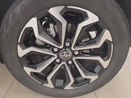 Photo 54 Toyota Yaris  Cross Hybride 116h 2WD