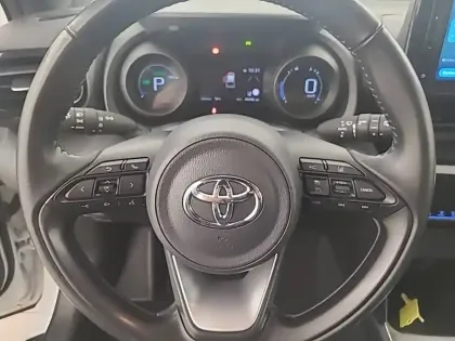 Photo 50 Toyota Yaris  Cross Hybride 116h 2WD
