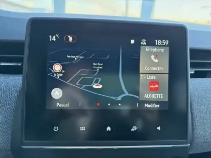 Photo 14 Renault Clio  E-Tech full hybrid 145