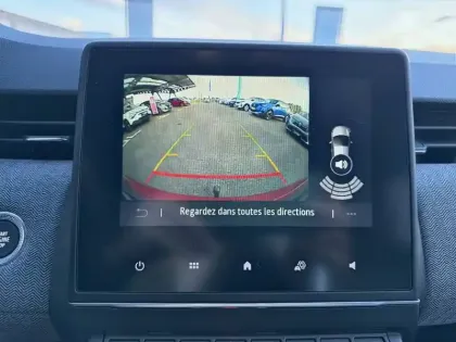 Photo 19 Renault Clio  E-Tech full hybrid 145