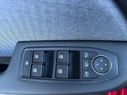 Photo 22 Renault Clio  E-Tech full hybrid 145