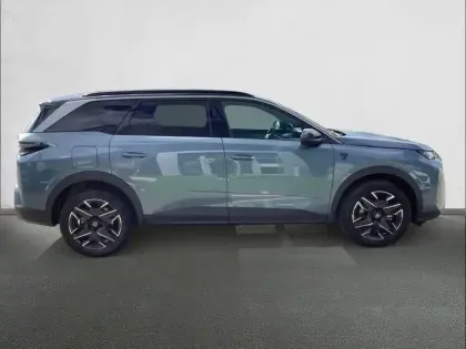 Photo 25 Peugeot 5008  Hybrid 145 ch e-DCS6