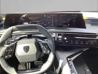 Photo 51 Peugeot 5008  Hybrid 145 ch e-DCS6