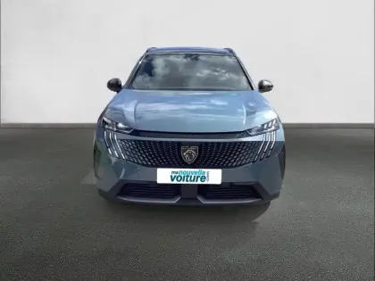 Photo 45 Peugeot 5008  Hybrid 145 ch e-DCS6