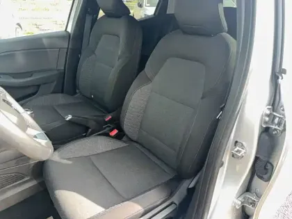 Photo 8 Renault Clio  Blue dCi 100 - 21N