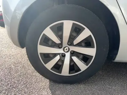 Photo 19 Renault Clio  Blue dCi 100 - 21N