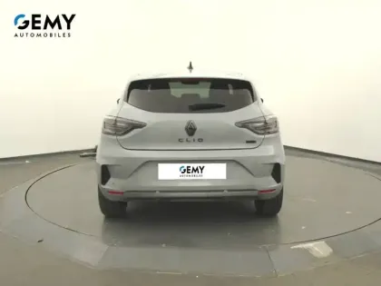 Photo 46 Renault Clio  E-Tech full hybrid 145 ch GSR2