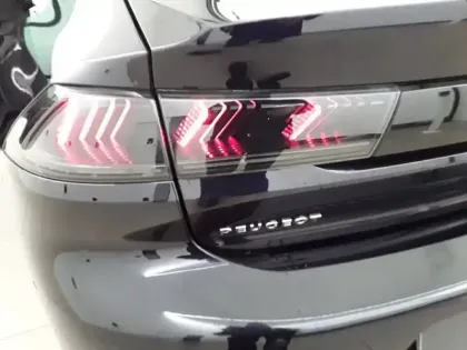 Photo 43 Peugeot 508  Hybrid 225 e-EAT8