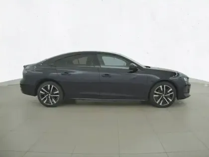 Photo 30 Peugeot 508  Hybrid 225 e-EAT8
