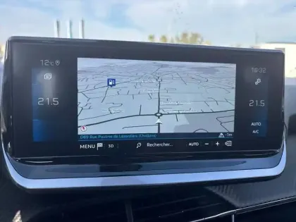 Photo 18 Peugeot 2008  BlueHDi 110 S&S BVM6