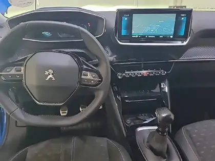 Photo 47 Peugeot 2008  BlueHDi 110 S&S BVM6