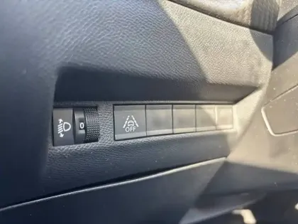 Photo 17 Peugeot 2008  BlueHDi 110 S&S BVM6